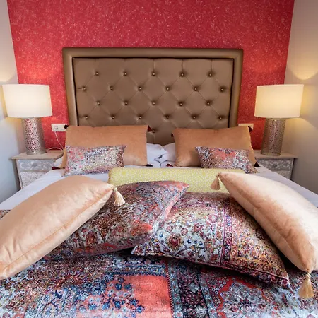 Alhambra Boutique By Pmc 3*