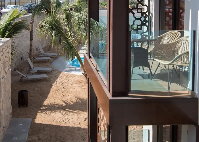 Alhambra Boutique By Pmc